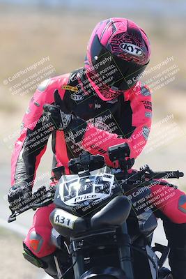 media/Oct-02-2025-Racers Edge (Thu) [[2c91cb6ab3]]/3-B Group/Session 3-Turn 16 (12pm)/